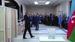 Досрочные парламентские выборы в Азербайджане пройдут на фоне бойкота нескольких партий Досрочные парламентские выборы в Азербайджане пройдут на фоне бойкота нескольких партий