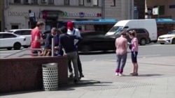 Не агитация, а "информирование". Как в российских регионах привлекают избирателей на голосование по поправкам к Конституции Не агитация, а "информирование". Как в российских регионах привлекают избирателей на голосование по поправкам к Конституции