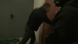 Оперативная съемка: В ходе рейдов в Москве задержали более 1000 нелегальных мигрантов Оперативная съемка: В ходе рейдов в Москве задержали более 1000 нелегальных мигрантов