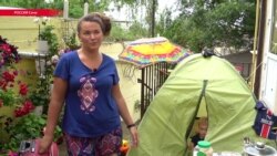 Сочинцы сдают болельщикам палатки во дворах за 500 рублей в сутки Сочинцы сдают болельщикам палатки во дворах за 500 рублей в сутки