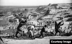 Строительство Ферганского канала, 1939-й год. Фото Макса Пенсона