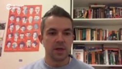 "ОМОН на две недели перестанет людей пытать?" Писатель Саша Филипенко против Чемпионата мира по хоккею в Беларуси "ОМОН на две недели перестанет людей пытать?" Писатель Саша Филипенко против Чемпионата мира по хоккею в Беларуси