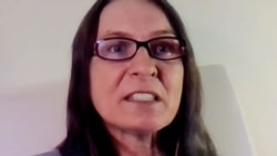 "Это все равно что во время войны вместо пороха сыпать в снаряды песок. Это преступление!" "Это все равно что во время войны вместо пороха сыпать в снаряды песок. Это преступление!"